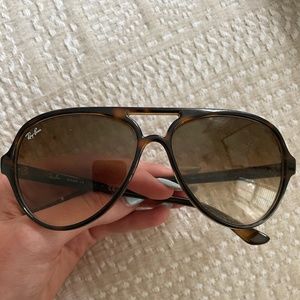 Aviator Ray-Ban Cats 5000 Classic Sunglasses